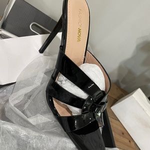 Black patent Fashion Nova Heels / mules. 8.5.